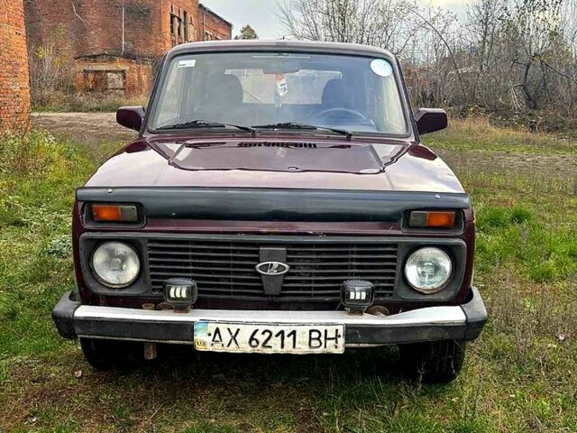 ВАЗ Нива, объемом двигателя 1.7 л и пробегом 176 тыс. км за 1999 $, фото 1 на Automoto.ua
