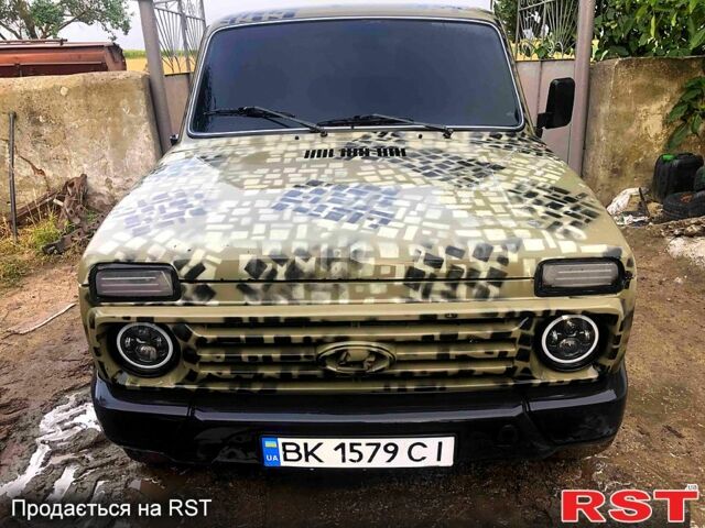 ВАЗ Нива, объемом двигателя 1.7 л и пробегом 310 тыс. км за 2600 $, фото 1 на Automoto.ua