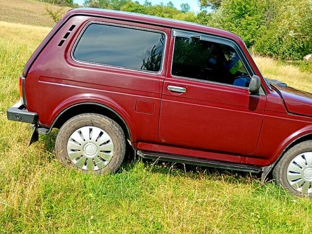 ВАЗ Нива, объемом двигателя 1.7 л и пробегом 200 тыс. км за 4600 $, фото 1 на Automoto.ua