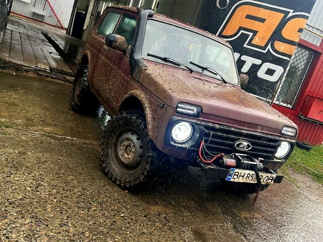 ВАЗ Нива, объемом двигателя 1.7 л и пробегом 47 тыс. км за 1750 $, фото 1 на Automoto.ua
