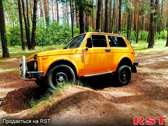 Желтый ВАЗ Нива, объемом двигателя 1.7 л и пробегом 0 тыс. км за 3500 $, фото 1 на Automoto.ua