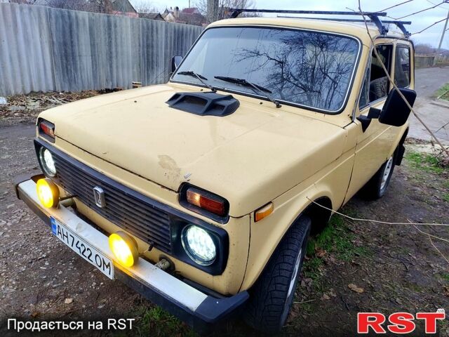 Жовтий ВАЗ Нива, об'ємом двигуна 1.6 л та пробігом 0 тис. км за 1600 $, фото 1 на Automoto.ua
