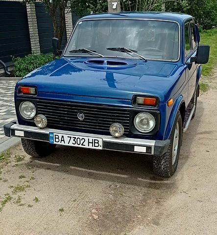 Синій ВАЗ Нива, об'ємом двигуна 1.7 л та пробігом 0 тис. км за 3200 $, фото 1 на Automoto.ua