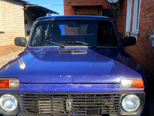 Синій ВАЗ Нива, об'ємом двигуна 1.8 л та пробігом 0 тис. км за 3700 $, фото 1 на Automoto.ua