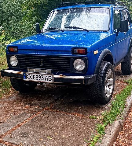 Синій ВАЗ Нива, об'ємом двигуна 1.7 л та пробігом 0 тис. км за 2400 $, фото 1 на Automoto.ua
