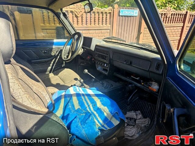 Синій ВАЗ Нива, об'ємом двигуна 1.7 л та пробігом 130 тис. км за 3800 $, фото 1 на Automoto.ua