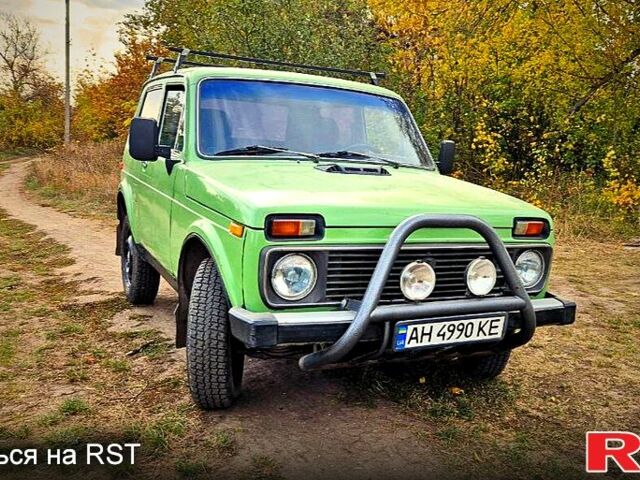 Зеленый ВАЗ Нива, объемом двигателя 1.6 л и пробегом 0 тыс. км за 2100 $, фото 1 на Automoto.ua
