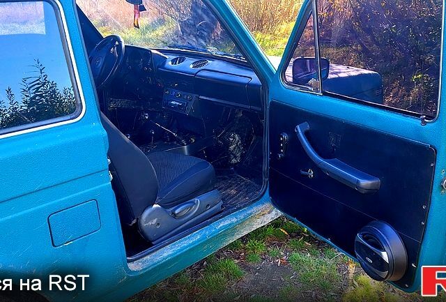 Зеленый ВАЗ Нива, объемом двигателя 1.6 л и пробегом 55 тыс. км за 2770 $, фото 1 на Automoto.ua