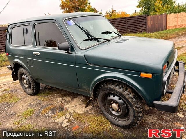 ВАЗ Нива 1993 у Харкові на Automoto.ua Зелений ВАЗ Нива, об'ємом двигуна 1.6 л та пробігом 0 тис. км за 2500 $, фото 1 на Automoto.ua