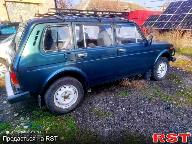 Зеленый ВАЗ Нива, объемом двигателя 1.7 л и пробегом 350 тыс. км за 2500 $, фото 1 на Automoto.ua