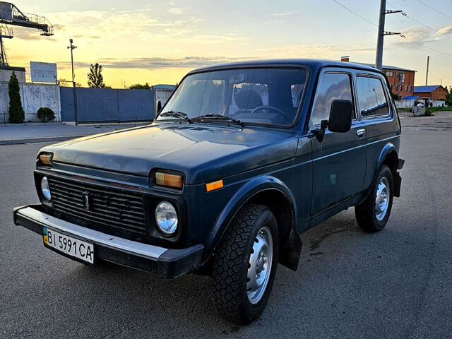 Зеленый ВАЗ Нива, объемом двигателя 1.7 л и пробегом 0 тыс. км за 2400 $, фото 1 на Automoto.ua