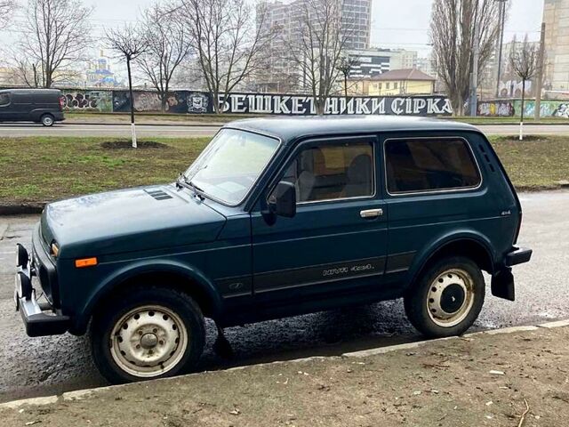Зелений ВАЗ Нива, об'ємом двигуна 1.6 л та пробігом 0 тис. км за 2500 $, фото 1 на Automoto.ua