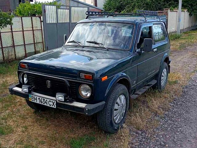 Зеленый ВАЗ Нива, объемом двигателя 1.7 л и пробегом 200 тыс. км за 3500 $, фото 1 на Automoto.ua