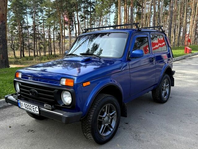 Зеленый ВАЗ Нива, объемом двигателя 1.9 л и пробегом 340 тыс. км за 3500 $, фото 1 на Automoto.ua
