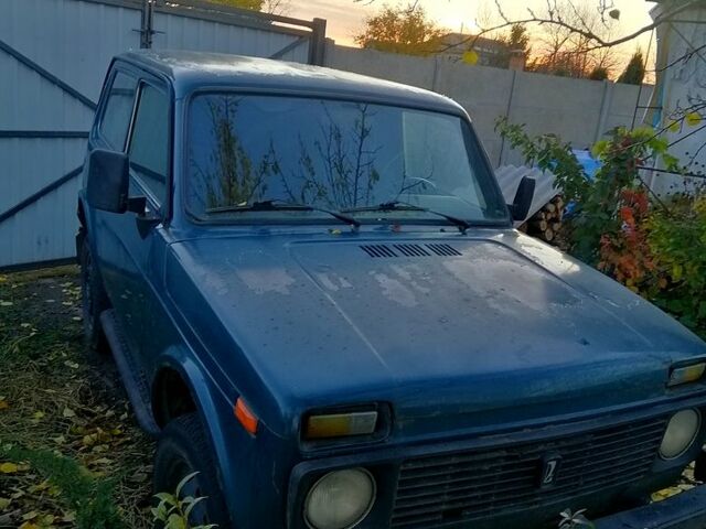 Зеленый ВАЗ Нива, объемом двигателя 1.7 л и пробегом 100 тыс. км за 1900 $, фото 1 на Automoto.ua