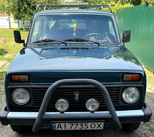 Зеленый ВАЗ Нива, объемом двигателя 1.7 л и пробегом 139 тыс. км за 4500 $, фото 1 на Automoto.ua