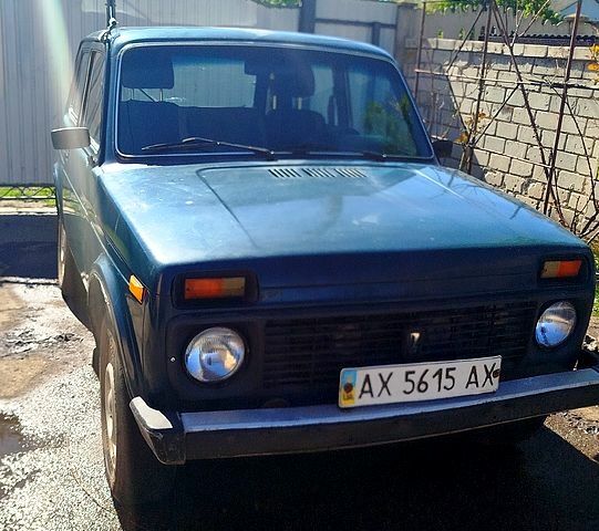 Зеленый ВАЗ Нива, объемом двигателя 1.7 л и пробегом 0 тыс. км за 2300 $, фото 1 на Automoto.ua