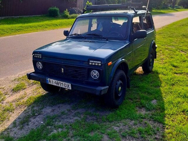 Зеленый ВАЗ Нива, объемом двигателя 1.7 л и пробегом 150 тыс. км за 3000 $, фото 1 на Automoto.ua