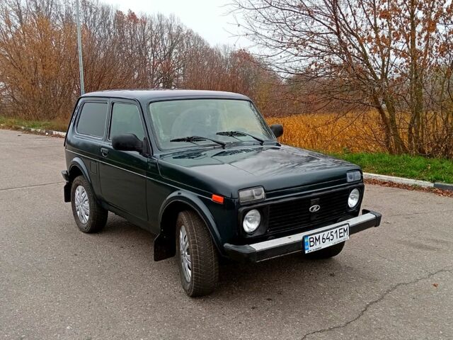 Зеленый ВАЗ Нива, объемом двигателя 1.7 л и пробегом 322 тыс. км за 3600 $, фото 1 на Automoto.ua
