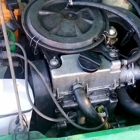 Зеленый ВАЗ Ока, объемом двигателя 0.6 л и пробегом 350 тыс. км за 480 $, фото 1 на Automoto.ua