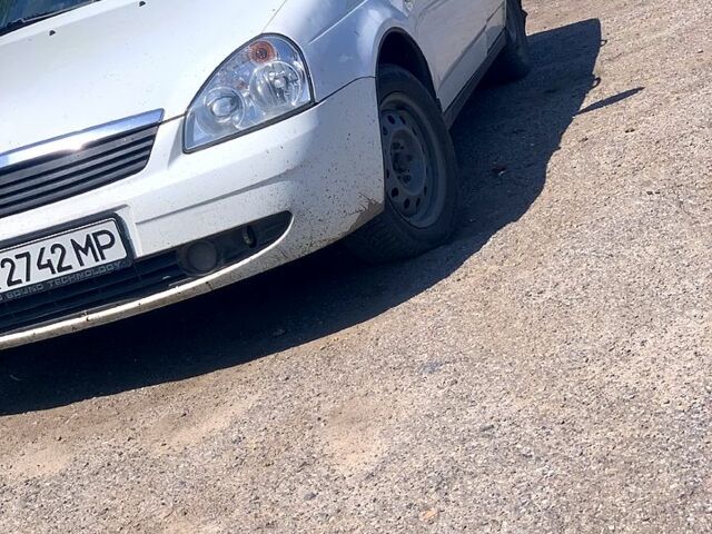 Белый ВАЗ Priora, объемом двигателя 1.6 л и пробегом 0 тыс. км за 2800 $, фото 1 на Automoto.ua