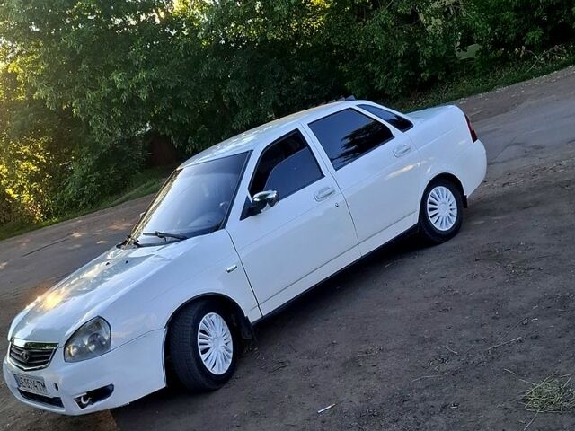 Білий ВАЗ Priora, об'ємом двигуна 1.6 л та пробігом 0 тис. км за 1250 $, фото 1 на Automoto.ua