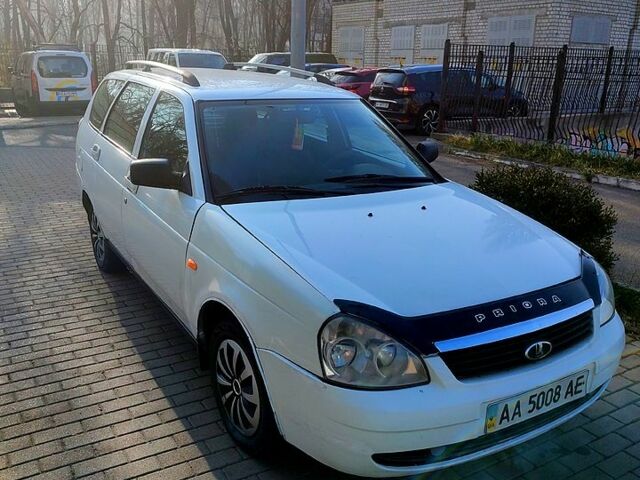 Білий ВАЗ Priora, об'ємом двигуна 1.6 л та пробігом 0 тис. км за 1900 $, фото 1 на Automoto.ua