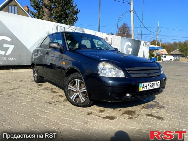 Чорний ВАЗ Priora, об'ємом двигуна 1.6 л та пробігом 134 тис. км за 2000 $, фото 1 на Automoto.ua