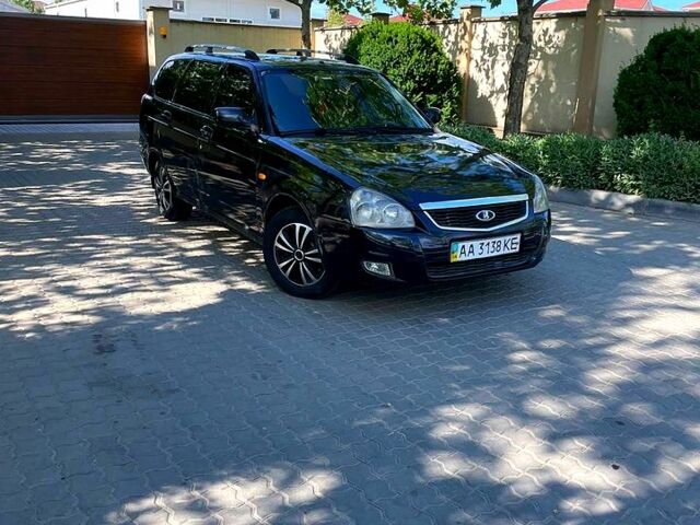 Чорний ВАЗ Priora, об'ємом двигуна 1.6 л та пробігом 130 тис. км за 2500 $, фото 1 на Automoto.ua
