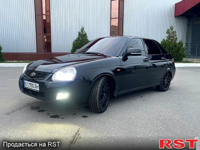 Чорний ВАЗ Priora, об'ємом двигуна 1.6 л та пробігом 260 тис. км за 4500 $, фото 1 на Automoto.ua