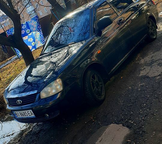 Черный ВАЗ Priora, объемом двигателя 1.6 л и пробегом 180 тыс. км за 1800 $, фото 1 на Automoto.ua