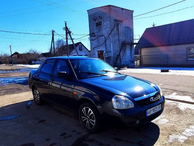 Чорний ВАЗ Priora, об'ємом двигуна 1.6 л та пробігом 124 тис. км за 2200 $, фото 1 на Automoto.ua