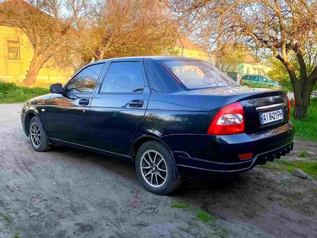 Черный ВАЗ Priora, объемом двигателя 1.6 л и пробегом 169 тыс. км за 2450 $, фото 1 на Automoto.ua