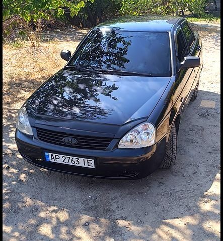 Черный ВАЗ Priora, объемом двигателя 1.6 л и пробегом 200 тыс. км за 2700 $, фото 1 на Automoto.ua