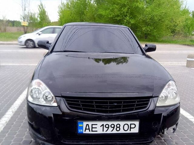 Черный ВАЗ Priora, объемом двигателя 1.6 л и пробегом 235 тыс. км за 2200 $, фото 1 на Automoto.ua