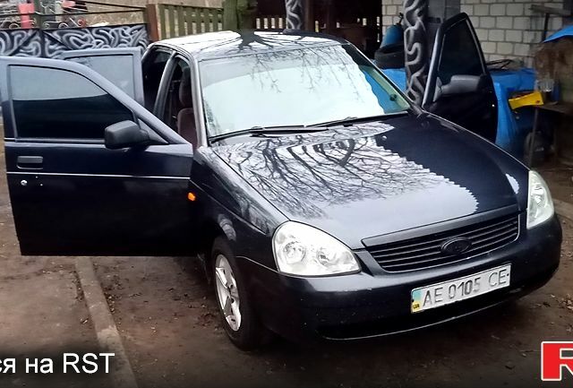 Чорний ВАЗ Priora, об'ємом двигуна 1.6 л та пробігом 344 тис. км за 2300 $, фото 1 на Automoto.ua