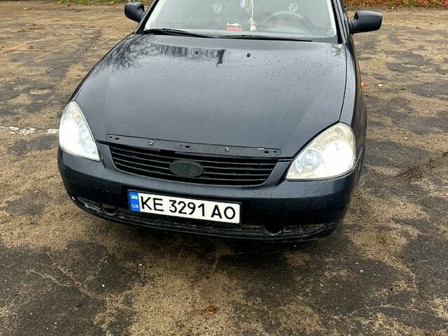 Чорний ВАЗ Priora, об'ємом двигуна 1.6 л та пробігом 275 тис. км за 2000 $, фото 1 на Automoto.ua