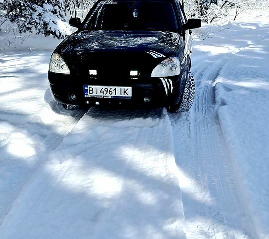 Черный ВАЗ Priora, объемом двигателя 1.6 л и пробегом 200 тыс. км за 3000 $, фото 1 на Automoto.ua