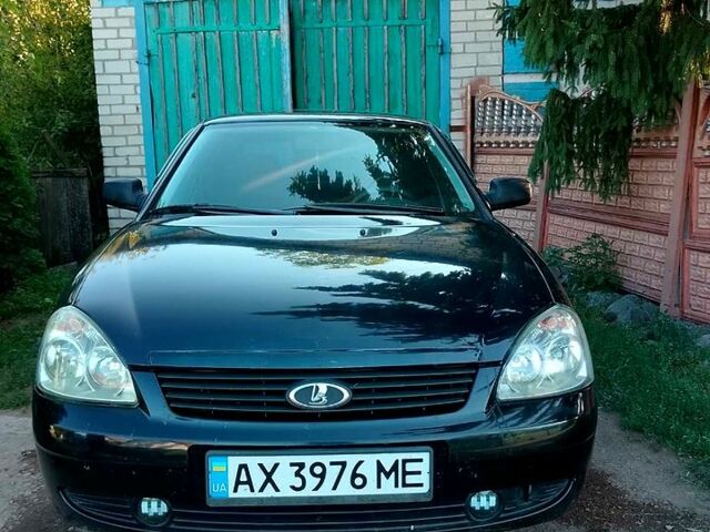 Чорний ВАЗ Priora, об'ємом двигуна 1.6 л та пробігом 211 тис. км за 2200 $, фото 1 на Automoto.ua