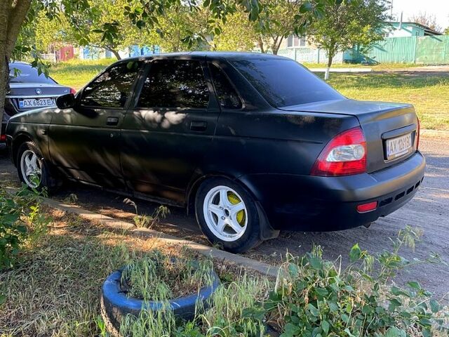 Черный ВАЗ Priora, объемом двигателя 1.6 л и пробегом 220 тыс. км за 1650 $, фото 1 на Automoto.ua