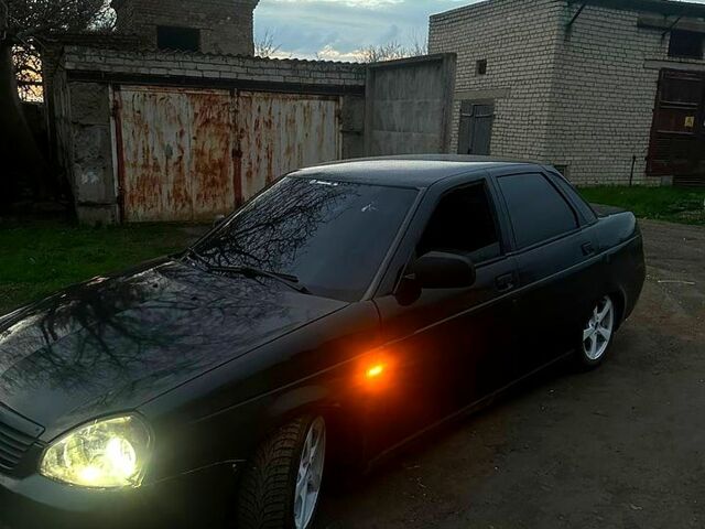 Чорний ВАЗ Priora, об'ємом двигуна 1.6 л та пробігом 140 тис. км за 1800 $, фото 1 на Automoto.ua