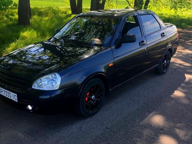 Чорний ВАЗ Priora, об'ємом двигуна 1.6 л та пробігом 29200 тис. км за 2700 $, фото 1 на Automoto.ua
