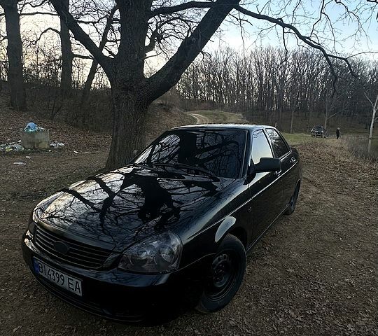 Черный ВАЗ Priora, объемом двигателя 1.6 л и пробегом 208 тыс. км за 2250 $, фото 1 на Automoto.ua