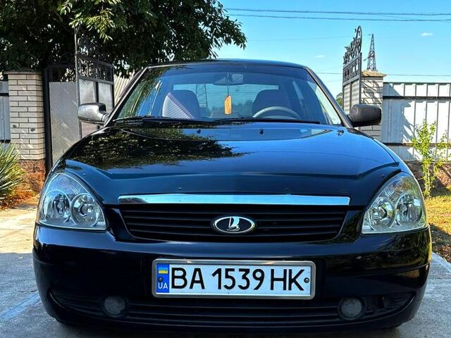 Черный ВАЗ Priora, объемом двигателя 1.6 л и пробегом 200 тыс. км за 3000 $, фото 1 на Automoto.ua