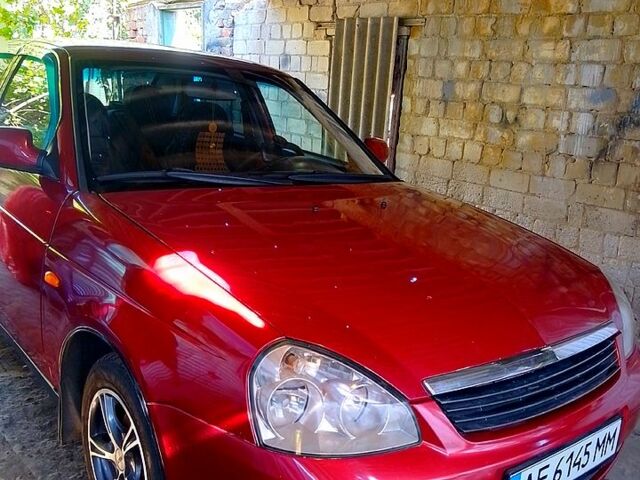 Красный ВАЗ Priora, объемом двигателя 1.6 л и пробегом 150 тыс. км за 2800 $, фото 1 на Automoto.ua