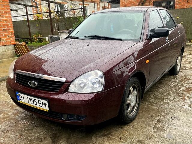 Красный ВАЗ Priora, объемом двигателя 1.6 л и пробегом 200 тыс. км за 2300 $, фото 1 на Automoto.ua