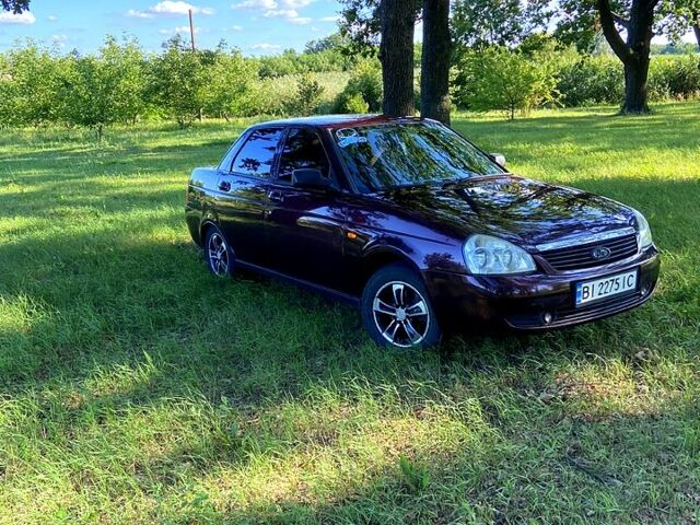 Червоний ВАЗ Priora, об'ємом двигуна 1.6 л та пробігом 242 тис. км за 2600 $, фото 1 на Automoto.ua