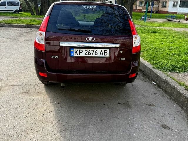 Красный ВАЗ Priora, объемом двигателя 1.6 л и пробегом 88 тыс. км за 3500 $, фото 1 на Automoto.ua