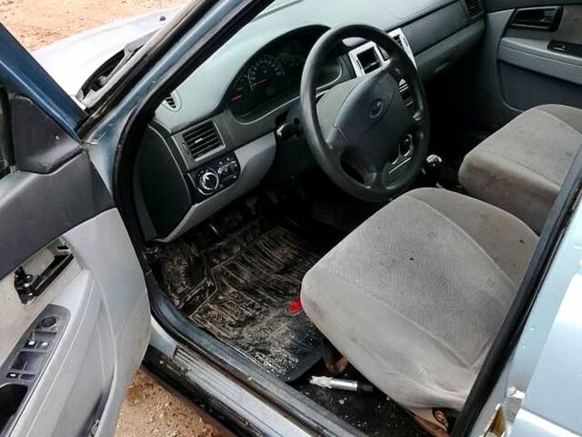 ВАЗ Priora, об'ємом двигуна 1.6 л та пробігом 258 тис. км за 1550 $, фото 1 на Automoto.ua