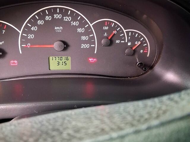 ВАЗ Priora, объемом двигателя 1.6 л и пробегом 177 тыс. км за 1900 $, фото 1 на Automoto.ua